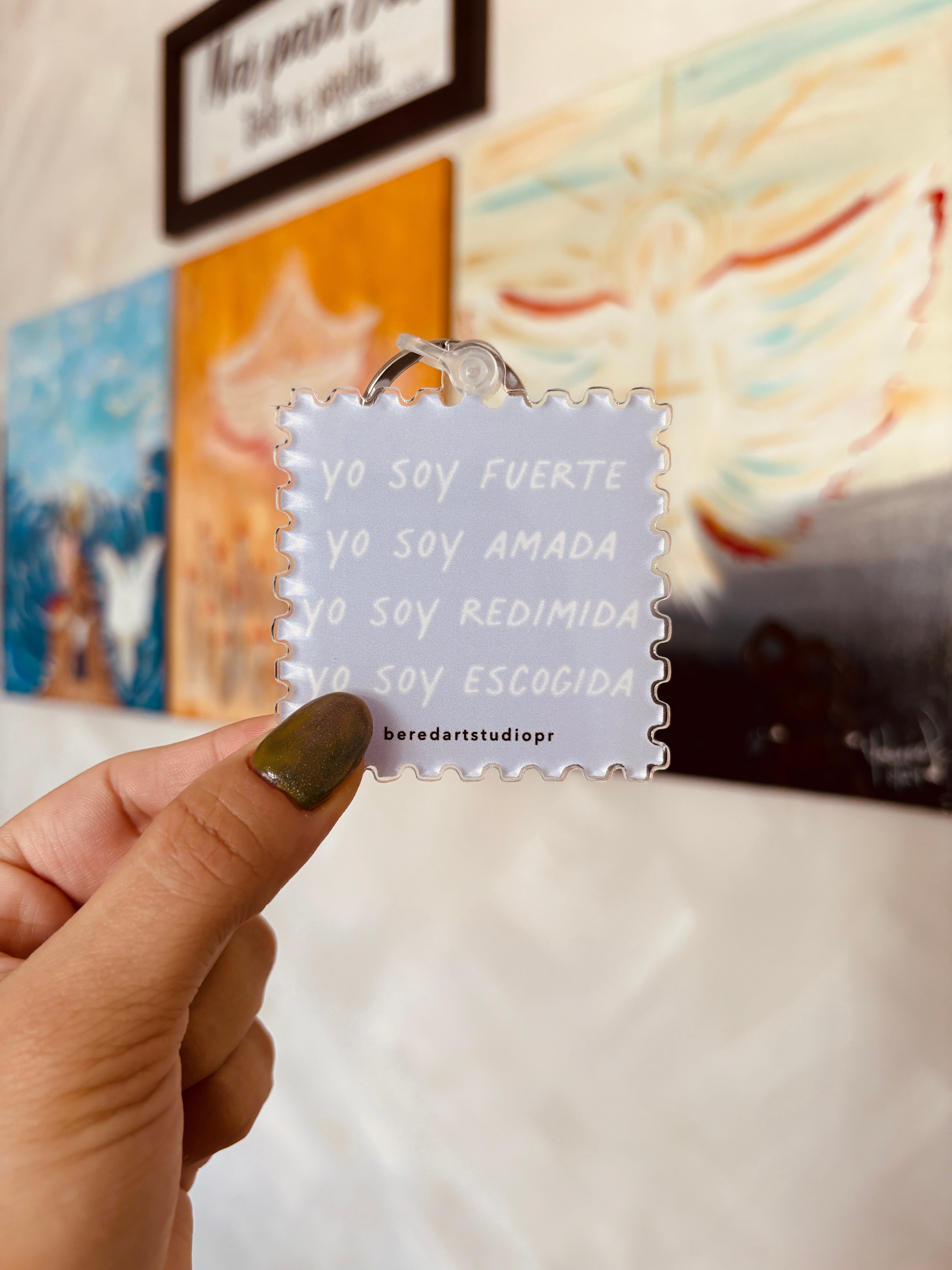 Llavero soy fuerte, soy amada…
